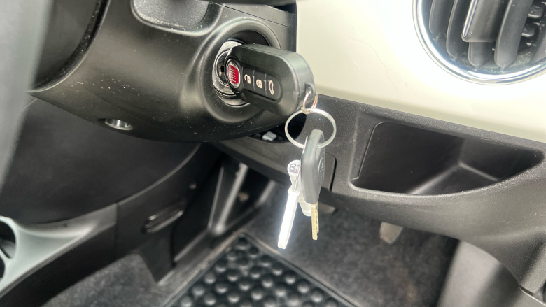 Fiat 500 1.0 Mild Hybrid Dolcevita [Part Leather] 3dr Petrol Hatchback